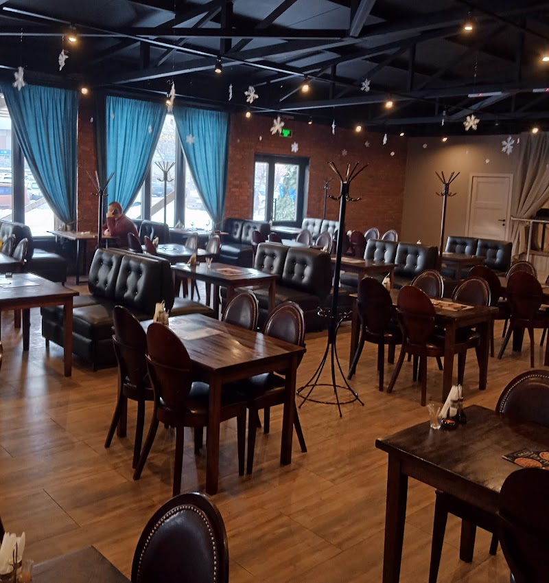 У Валеры Кафе Шашлычная